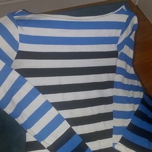 🧚‍♀️3/$15 Striped long shirt